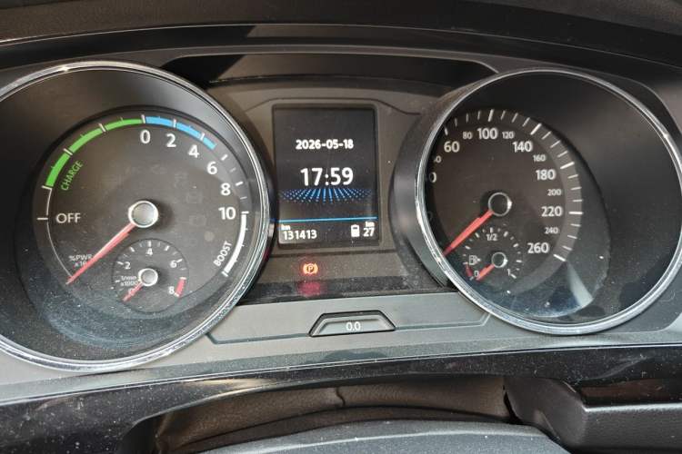 Used Volkswagen Tiguan L New Energy 2019 430 PHEV Hybrid Flagship Model Odometer Close Up