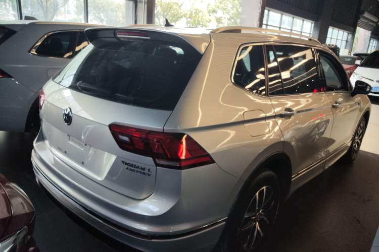 Used Volkswagen Tiguan L New Energy 2019 430 PHEV Hybrid Luxury Edition Rear Right 45 Deg