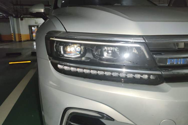 Used Volkswagen Tiguan L New Energy 2019 430 PHEV Hybrid Flagship Model Right Front Headlight