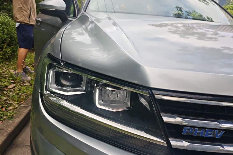 Used Volkswagen Tiguan L New Energy 2019 430 PHEV Hybrid Luxury Edition Right Front Headlight