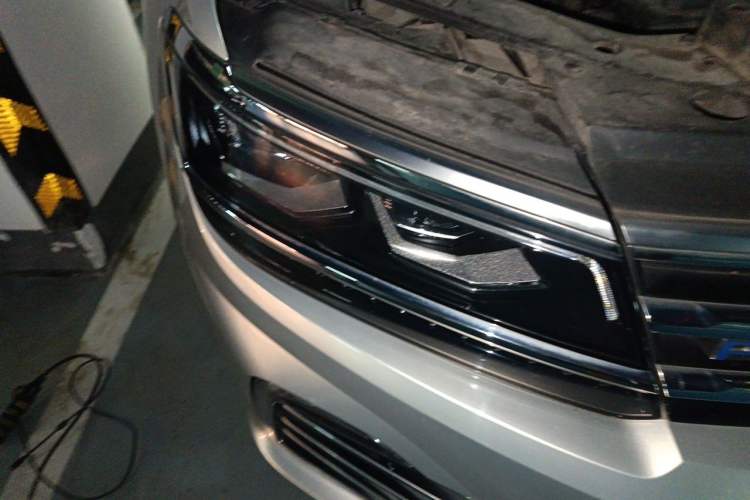 Used Volkswagen Tiguan L New Energy 2019 430 PHEV Hybrid Flagship Model Right Front Headlight