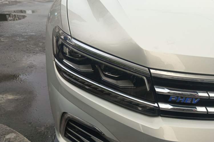Used Volkswagen Tiguan L New Energy 2019 430 PHEV Hybrid Flagship Model Right Front Headlight