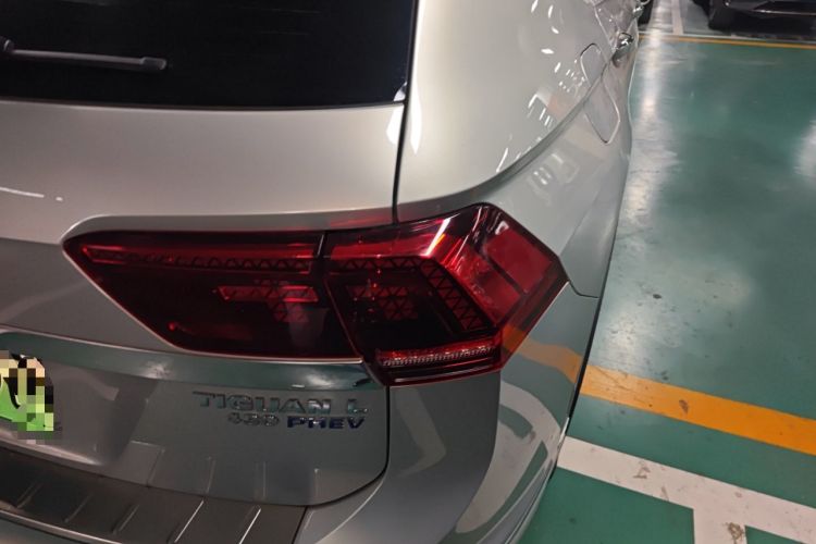 Used Volkswagen Tiguan L New Energy 2019 430 PHEV Hybrid Flagship Model Right Rear Taillight