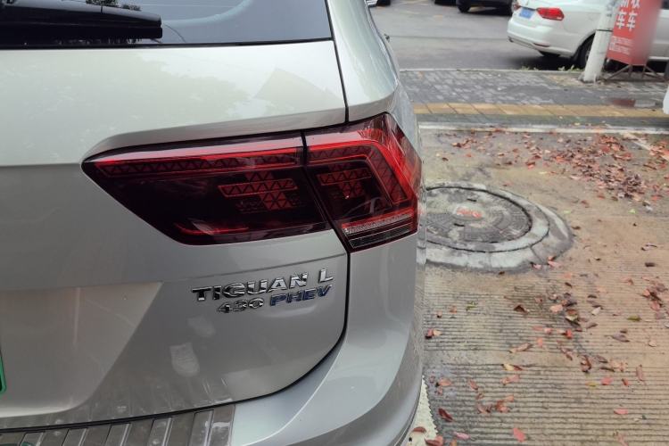 Used Volkswagen Tiguan L New Energy 2019 430 PHEV Hybrid Flagship Model Right Rear Taillight