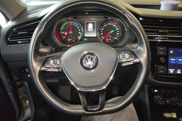 Used Volkswagen Tiguan L New Energy 2019 430 PHEV Hybrid Luxury Edition Steering Wheel