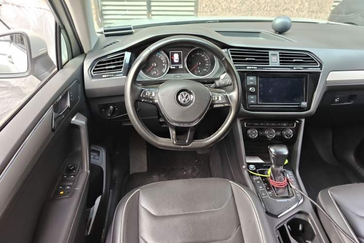 Used Volkswagen Tiguan L New Energy 2019 430 PHEV Hybrid Flagship Model Steering Wheel