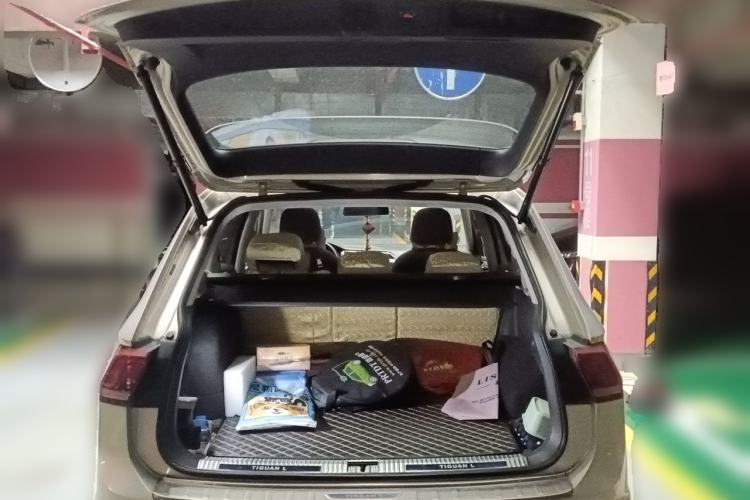 Used Volkswagen Tiguan L New Energy 2019 430 PHEV Hybrid Luxury Edition Trunk
