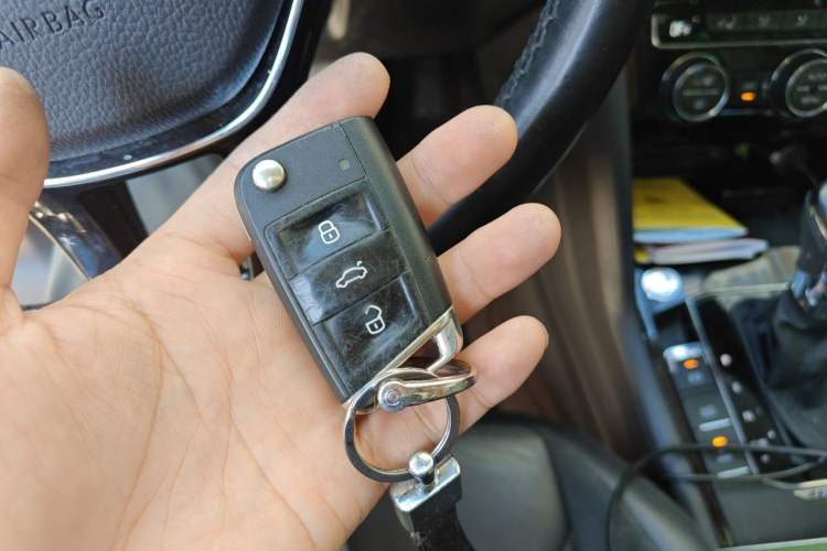 Used Volkswagen Tiguan L New Energy 2019 430 PHEV Hybrid Luxury Edition Vehicle Key