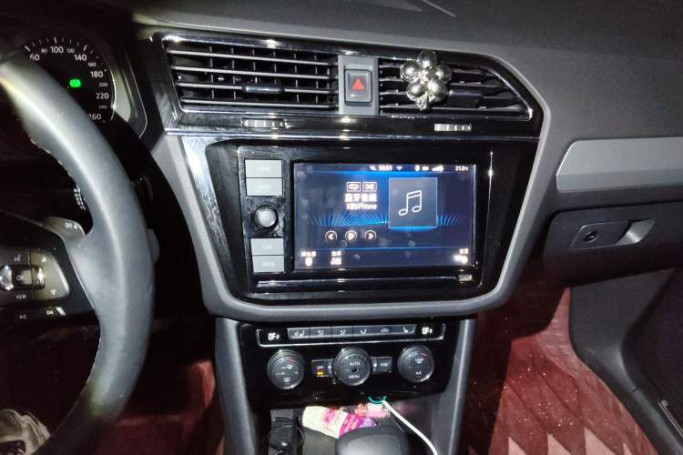 Used Volkswagen Tiguan L New Energy 2019 430 PHEV Hybrid Flagship Model Audio And AC Panel