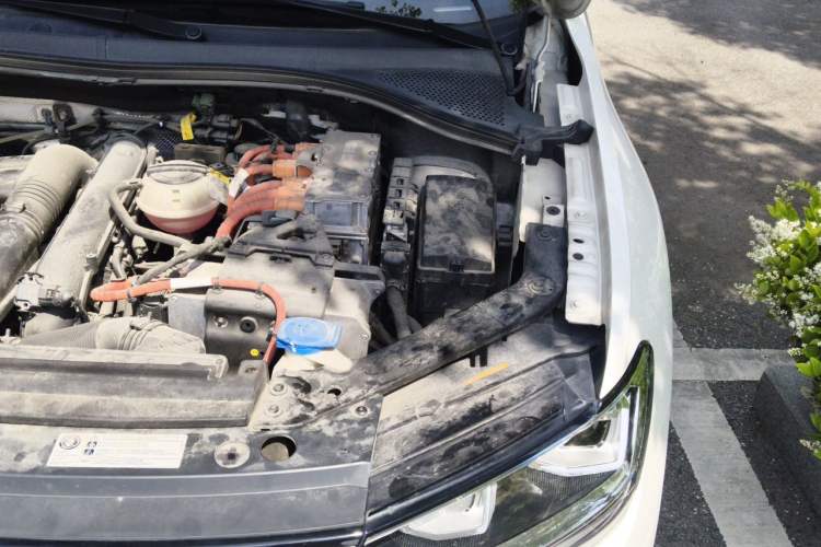 Used Volkswagen Tiguan L New Energy 2019 430 PHEV Hybrid Luxury Edition Engine Bay Left