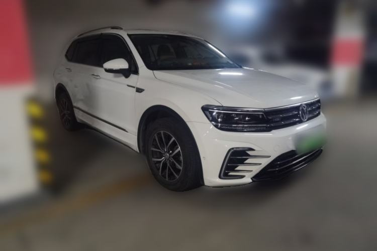 Used Volkswagen Tiguan L New Energy 2019 430 PHEV Hybrid Flagship Model Front Right 45 Deg