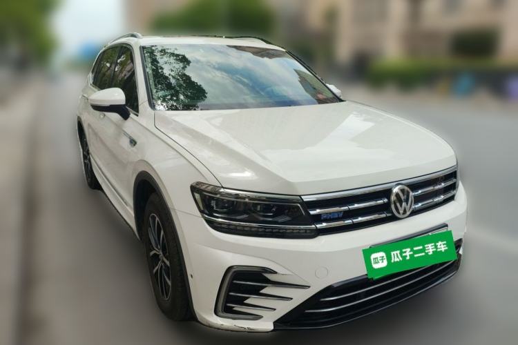Used Volkswagen Tiguan L New Energy 2019 430 PHEV Hybrid Flagship Model Front Right 45 Deg