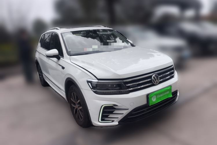 Used Volkswagen Tiguan L New Energy 2019 430 PHEV Hybrid Flagship Model Front Right 45 Deg
