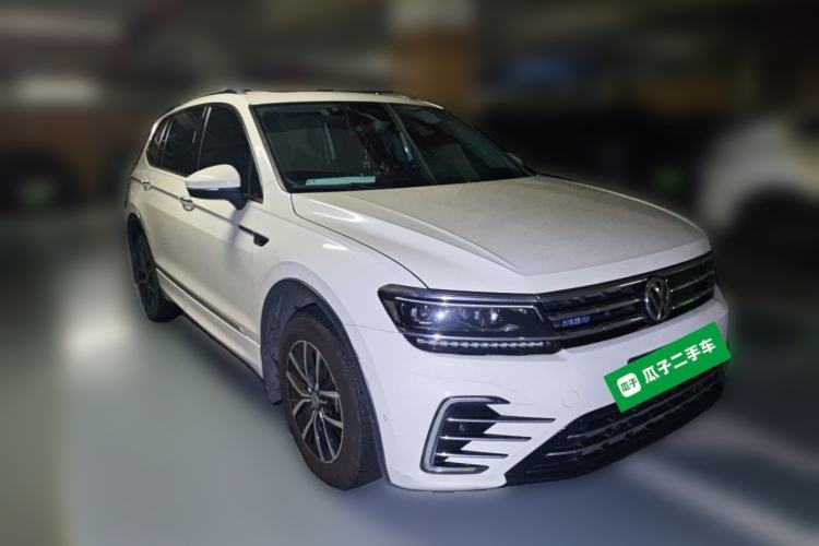 Used Volkswagen Tiguan L New Energy 2019 430 PHEV Hybrid Flagship Model Front Right 45 Deg
