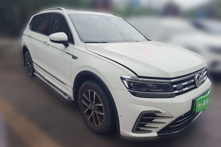 Used Volkswagen Tiguan L New Energy 2019 430 PHEV Hybrid Flagship Model Front Right 45 Deg
