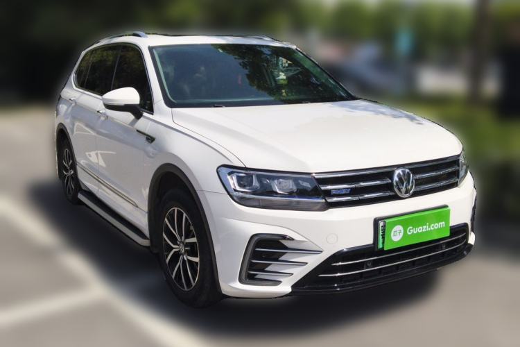 Used Volkswagen Tiguan L New Energy 2019 430 PHEV Hybrid Luxury Edition Front Right 45 Deg