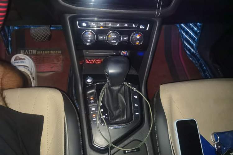 Used Volkswagen Tiguan L New Energy 2019 430 PHEV Hybrid Flagship Model Gear Lever