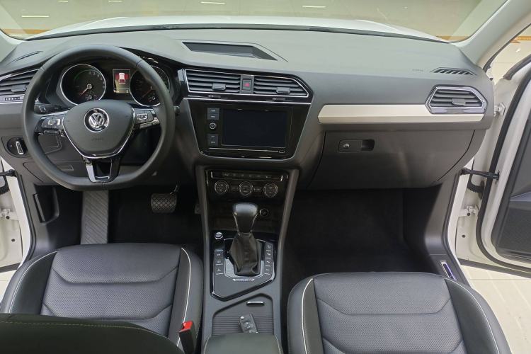 Used Volkswagen Tiguan L New Energy 2019 430 PHEV Hybrid Flagship Model Interior 1