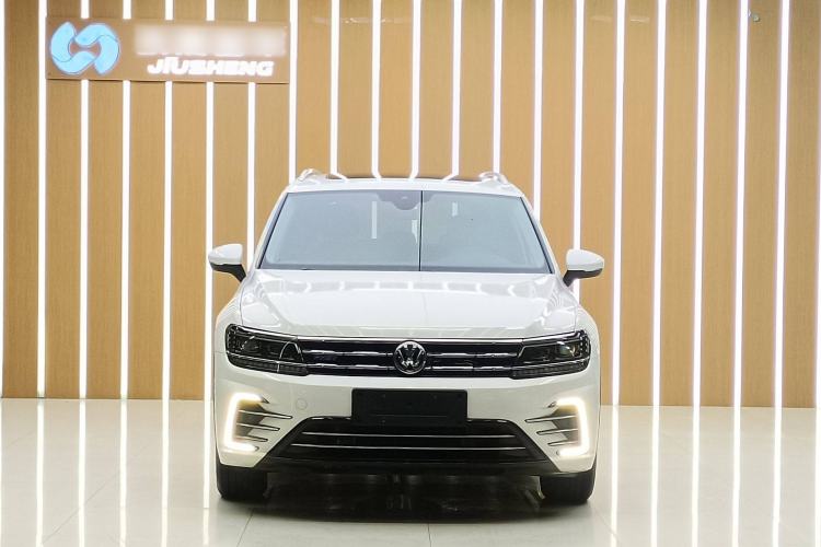 Used Volkswagen Tiguan L New Energy 2019 430 PHEV Hybrid Flagship Model Interior 4