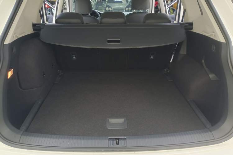 Used Volkswagen Tiguan L New Energy 2019 430 PHEV Hybrid Flagship Model Interior 8