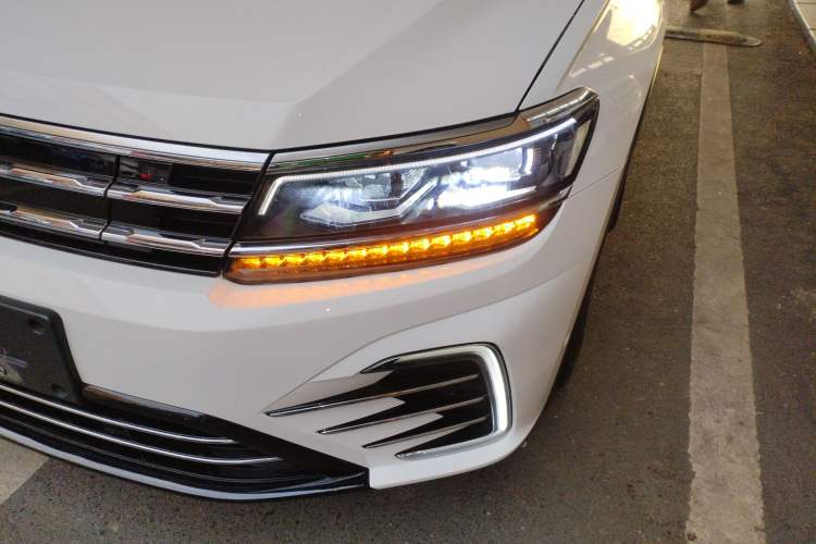 Used Volkswagen Tiguan L New Energy 2019 430 PHEV Hybrid Flagship Model Left Front Headlight