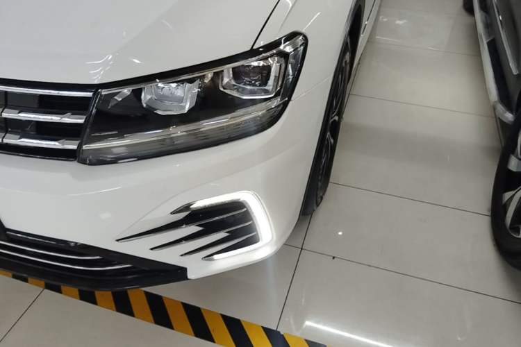 Used Volkswagen Tiguan L New Energy 2019 430 PHEV Hybrid Luxury Edition Left Front Headlight