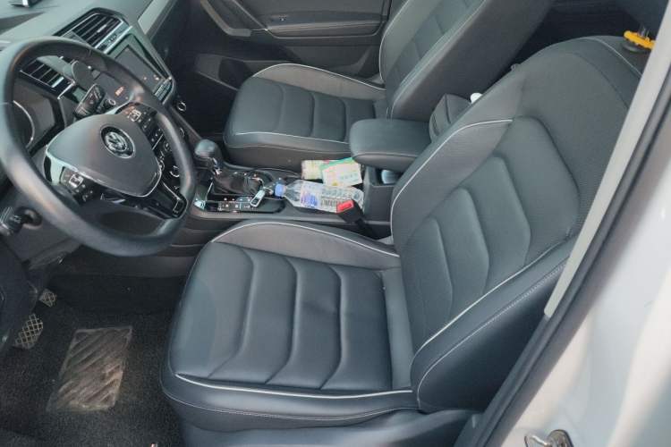 Used Volkswagen Tiguan L New Energy 2019 430 PHEV Hybrid Flagship Model Left Front Seat
