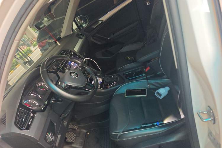 Used Volkswagen Tiguan L New Energy 2019 430 PHEV Hybrid Flagship Model Left Front Seat