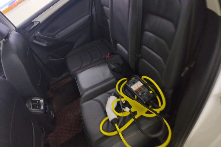 Used Volkswagen Tiguan L New Energy 2019 430 PHEV Hybrid Luxury Edition Left Rear Seat