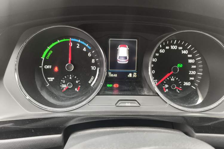 Used Volkswagen Tiguan L New Energy 2019 430 PHEV Hybrid Flagship Model Odometer Close Up