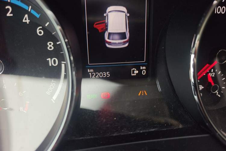 Used Volkswagen Tiguan L New Energy 2019 430 PHEV Hybrid Flagship Model Odometer Close Up