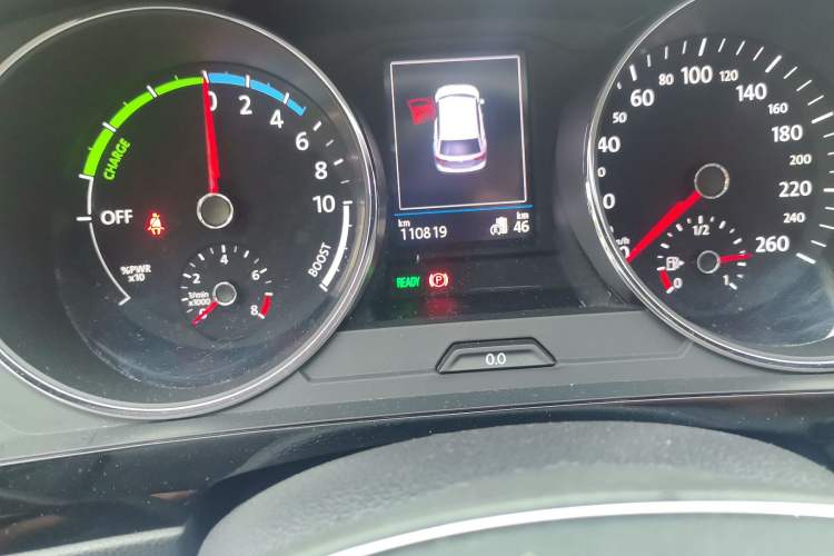 Used Volkswagen Tiguan L New Energy 2019 430 PHEV Hybrid Luxury Edition Odometer Close Up