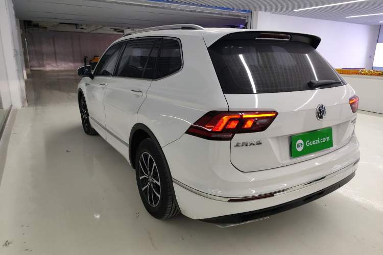 Used Volkswagen Tiguan L New Energy 2019 430 PHEV Hybrid Luxury Edition Rear Left 45 Deg