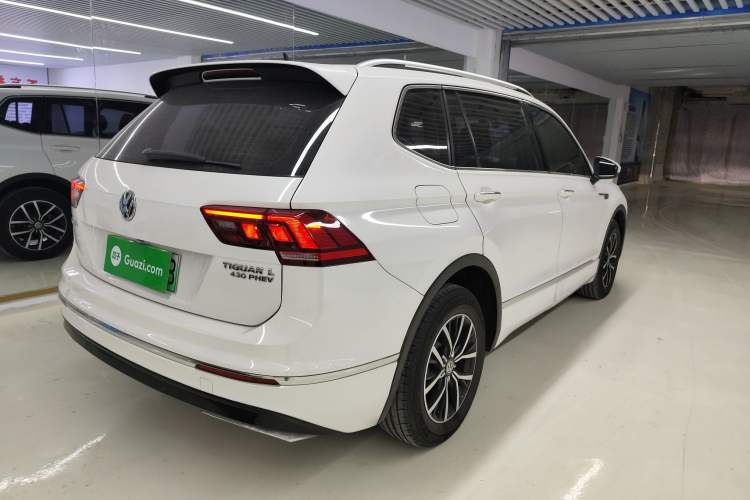 Used Volkswagen Tiguan L New Energy 2019 430 PHEV Hybrid Luxury Edition Rear Right 45 Deg