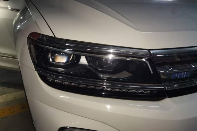 Used Volkswagen Tiguan L New Energy 2019 430 PHEV Hybrid Flagship Model Right Front Headlight