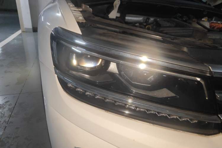 Used Volkswagen Tiguan L New Energy 2019 430 PHEV Hybrid Flagship Model Right Front Headlight