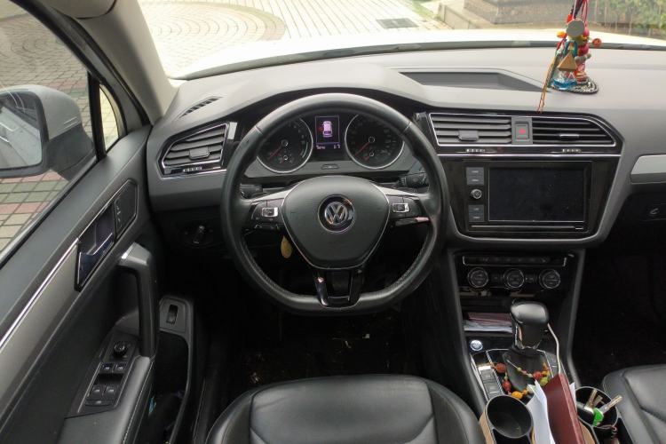Used Volkswagen Tiguan L New Energy 2019 430 PHEV Hybrid Luxury Edition Steering Wheel