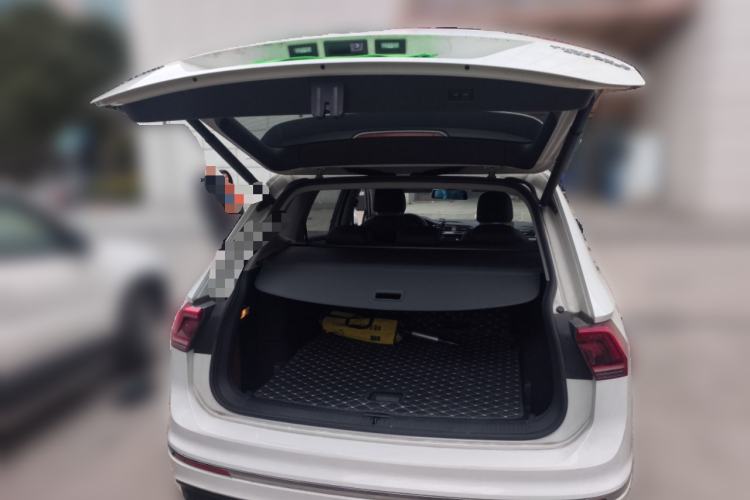 Used Volkswagen Tiguan L New Energy 2019 430 PHEV Hybrid Flagship Model Trunk