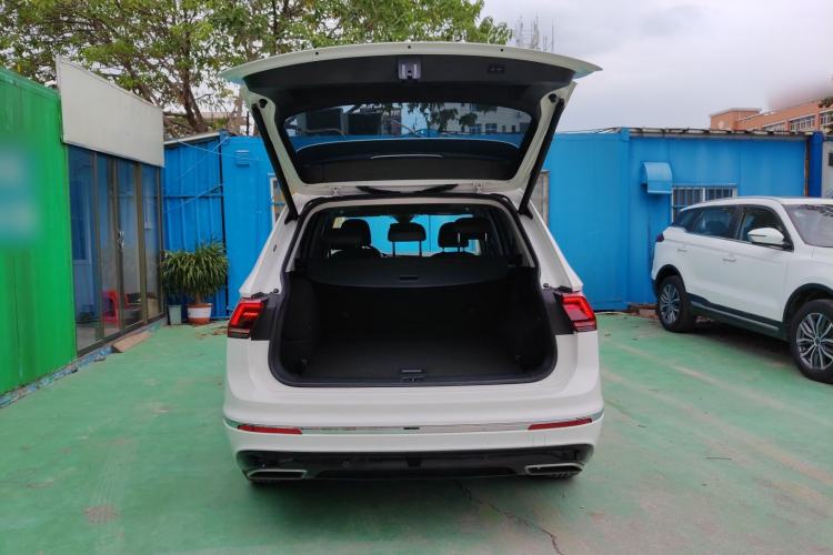 Used Volkswagen Tiguan L New Energy 2019 430 PHEV Hybrid Flagship Model Trunk