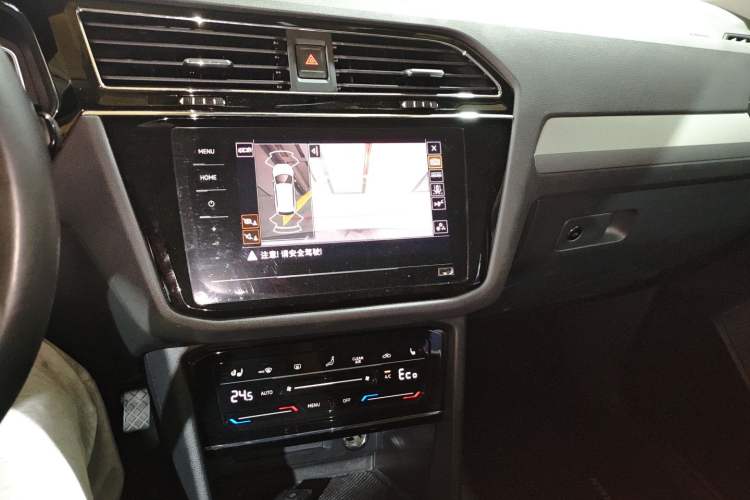 Used Volkswagen Tiguan L New Energy 2020 430 PHEV Plug-in Hybrid Flagship Edition Audio And AC Panel