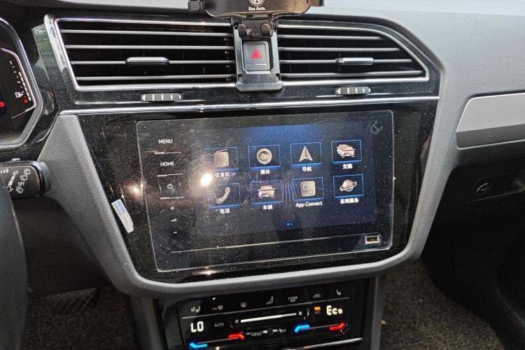 Used Volkswagen Tiguan L New Energy 2020 430 PHEV Plug-in Hybrid Flagship Edition Audio And AC Panel