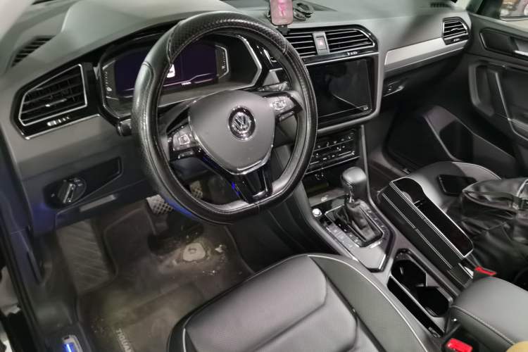 Used Volkswagen Tiguan L New Energy 2020 430 PHEV Plug-in Hybrid Flagship Edition Center Console