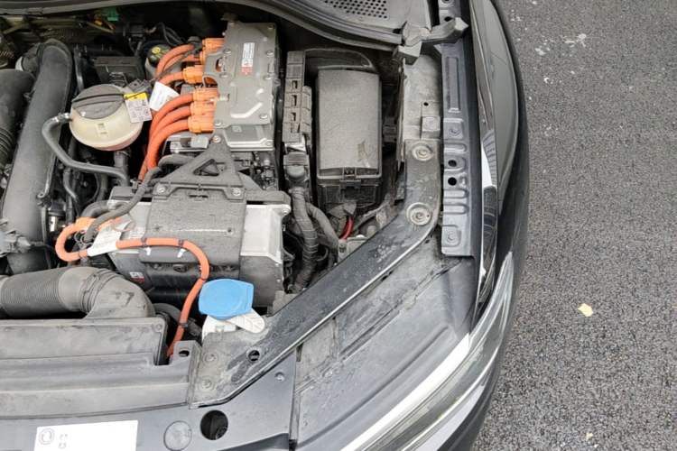 Used Volkswagen Tiguan L New Energy 2020 430 PHEV Plug-in Hybrid Flagship Edition Engine Bay Left