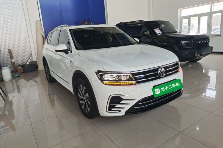 Used Volkswagen Tiguan L New Energy 2020 430 PHEV Plug-in Hybrid Flagship Edition Front Right 45 Deg