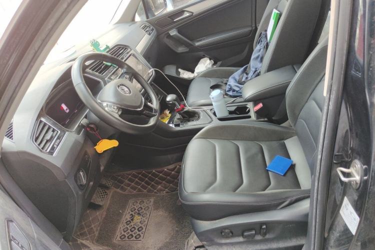 Used Volkswagen Tiguan L New Energy 2020 430 PHEV Plug-in Hybrid Prestige Edition Left Front Seat