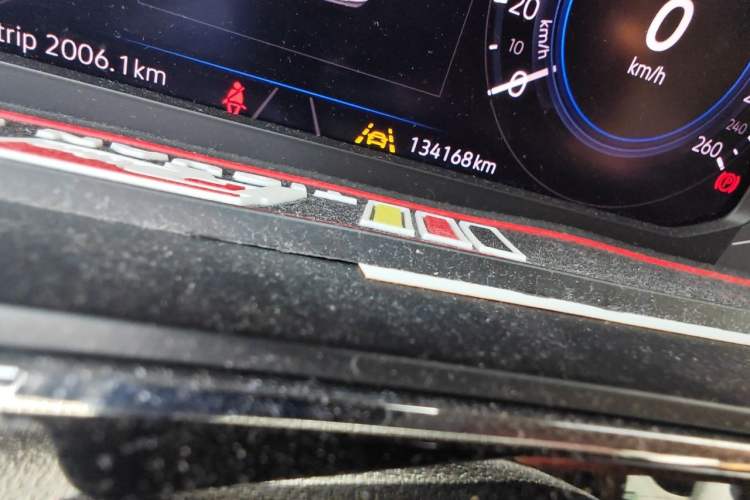 Used Volkswagen Tiguan L New Energy 2020 430 PHEV Plug-in Hybrid Flagship Edition Odometer Close Up