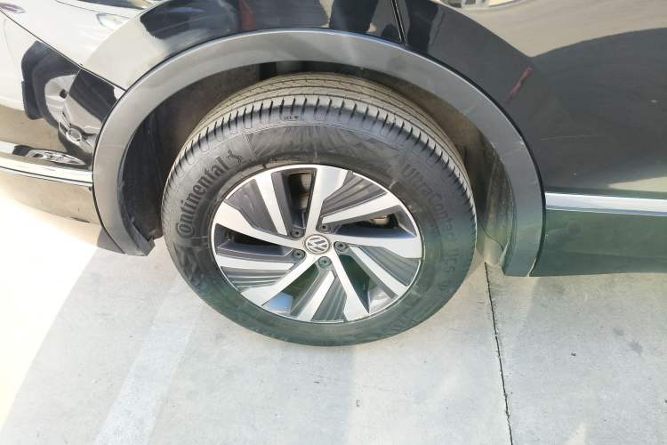 Used Volkswagen Tiguan L New Energy 2020 430 PHEV Plug-in Hybrid Flagship Edition Right Rear Wheel Hub