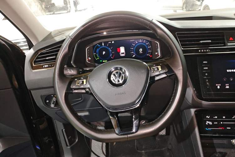 Used Volkswagen Tiguan L New Energy 2020 430 PHEV Plug-in Hybrid Flagship Edition Steering Wheel