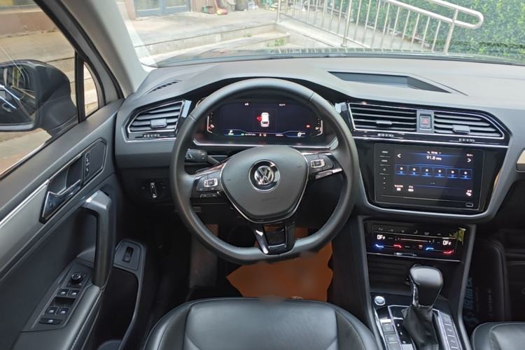 Used Volkswagen Tiguan L New Energy 2020 430 PHEV Plug-in Hybrid Prestige Edition Steering Wheel