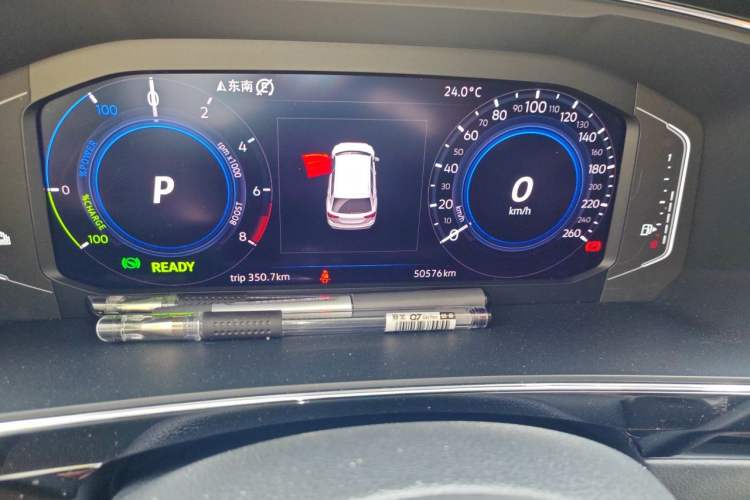 Used Volkswagen Tiguan L New Energy 2020 430 PHEV Plug-in Hybrid Prestige Edition Odometer Close Up